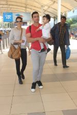 Isha Koppikar, Timmy Narang snapped at airport on 23rd Jan 2016